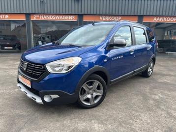 Dacia Lodgy Stepway, 1.3i benzine, 2021, 31.148km's+Garantie beschikbaar voor biedingen