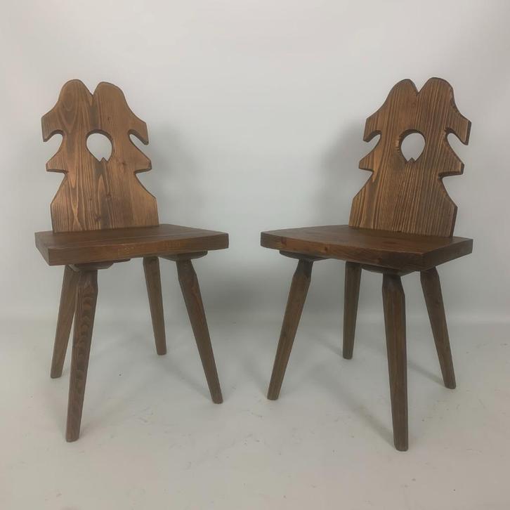 Paar brutalistische stoelen in ‘arts and crafts’-stijl, Antiek en Kunst, Antiek | Meubels | Stoelen en Sofa's, Ophalen of Verzenden