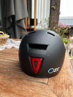 Fietshelm Oze, zwart, met Led, met vizier, maat 54-59, Fietsen en Brommers, Ophalen, Zo goed als nieuw, Heer of Dame