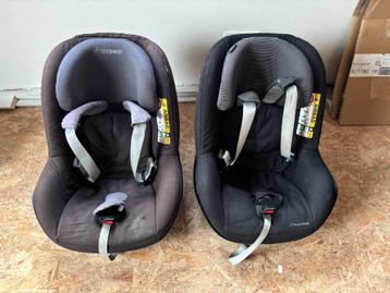 2x Maxi-Cosi 2wayPearl (apart of samen) beschikbaar voor biedingen