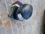 Helm te koop . Nieuw in doos ,maat M . 90 euro, Fietsen en Brommers, Ophalen, Nieuw, Vito