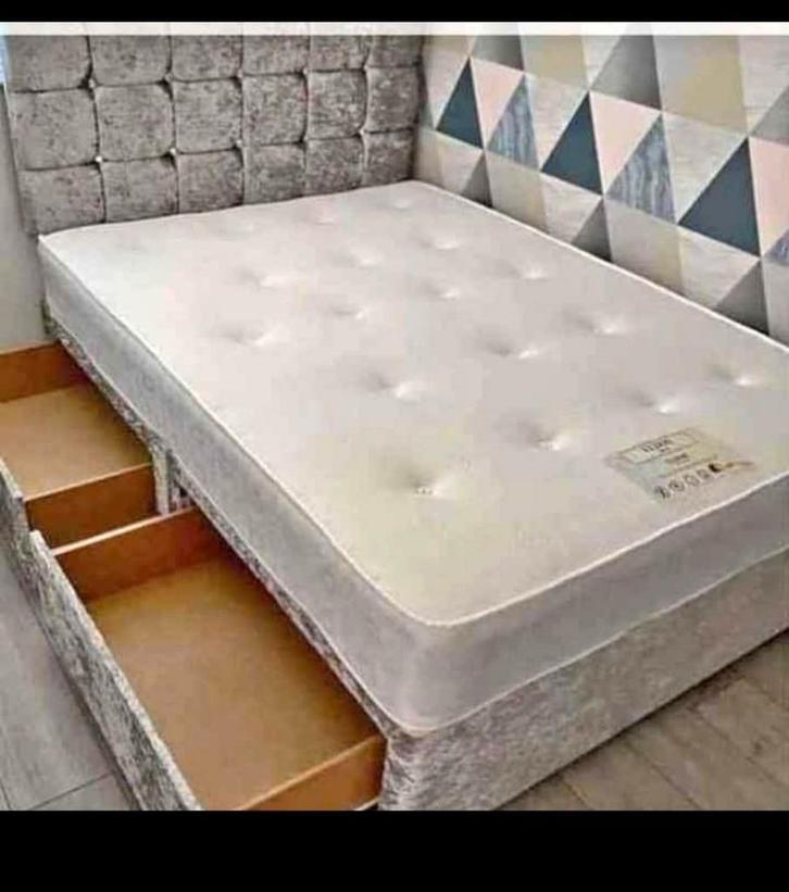 Luxe fluwelen bed met matras, Huis en Inrichting, Slaapkamer | Beddengoed, Nieuw, Zwart, Verzenden