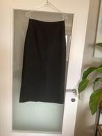 Zwarte rok, Zwart, Maat 42/44 (L), Gedragen, Onder de knie