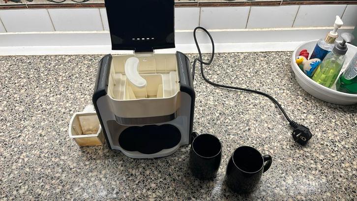 Quigg mini koffiezet. Met uineembare filter en 2 mokken, Elektronische apparatuur, Koffiezetapparaten, Zo goed als nieuw, Ophalen of Verzenden