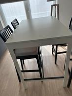 Tableau haute ikea et ses 4 chaises, Maison & Meubles, Tables | Tables mange-debout, Utilisé