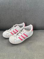 Sneakers Adidas Superstar maat 26 heel goede staat, Adidas, Gebruikt, Meisje, Schoenen