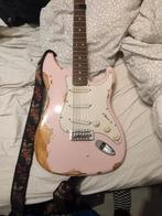 DIY Stratocaster Shell Pink relic (ruilen welkom), Musique & Instruments, Instruments à corde | Guitares | Électriques, Comme neuf