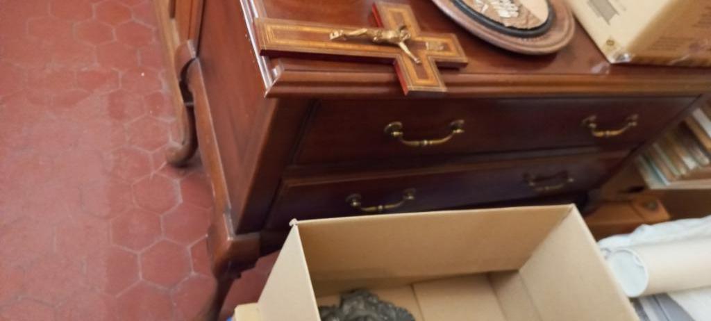 petite commode en bois du canada, Enlèvement