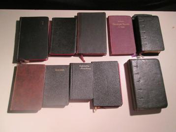 10 oude Latijnse Religieuze Boeken beschikbaar voor biedingen
