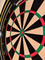 Darts blok blade 6 en beschermrand met verlichting, Sport en Fitness, Darts, Ophalen, Zo goed als nieuw