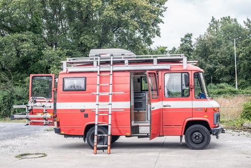 À LOUER - Mercedes Oldtimer de pompier et campingcar offgrid, Caravanes & Camping, Caravanes & Camping Autre, Enlèvement