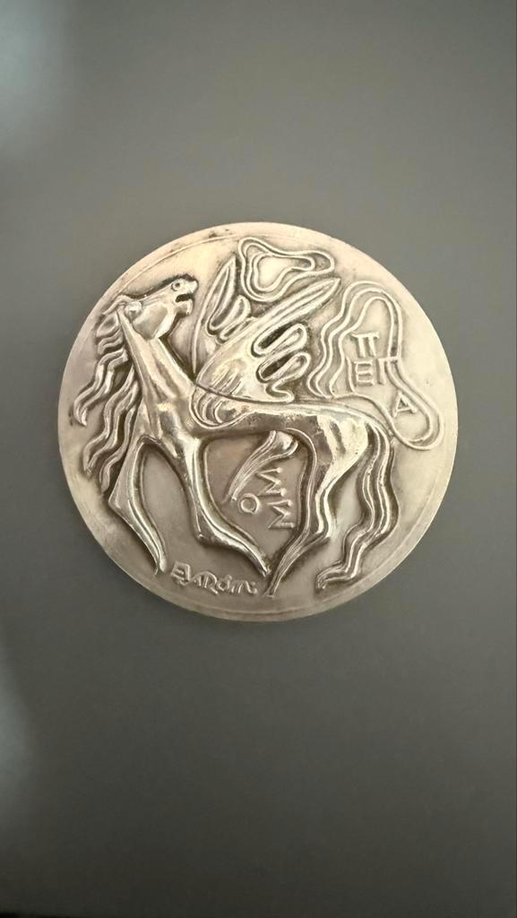 Je cherche de telles médailles, Timbres & Monnaies, Pièces & Médailles, Autres matériaux, Enlèvement ou Envoi