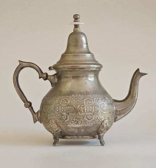 Oude oosterse theepot — Bennani Frères, Antiek en Kunst, Antiek | Zilver en Goud, Zilver, Ophalen
