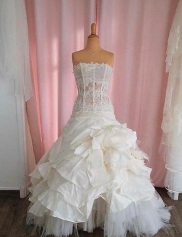Robe de mariee de la maison de couture Cymbeline, Enlèvement ou Envoi, Comme neuf, Robe de mariée