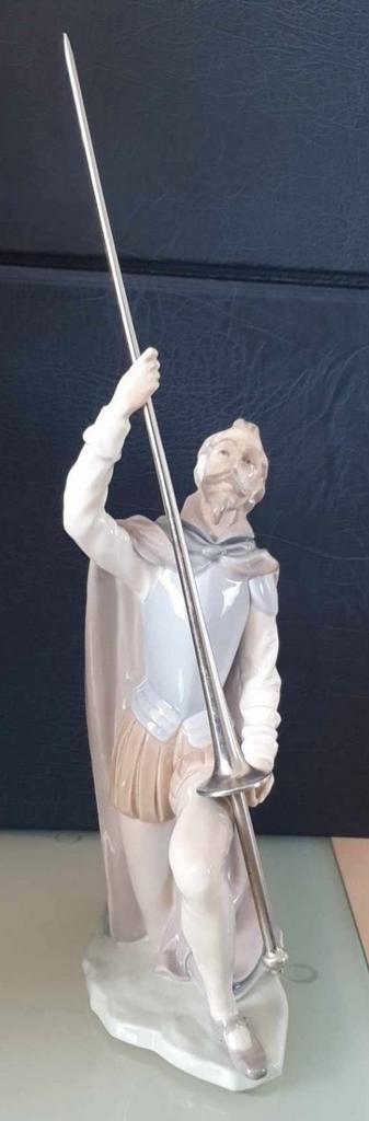 LLADRO Grote Beeld van Don Quijote Arrodillado., Antiek en Kunst, Curiosa en Brocante, Ophalen of Verzenden