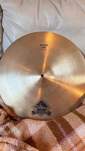 Zildjian Med Ride 20" 370 aniversary beschikbaar voor biedingen