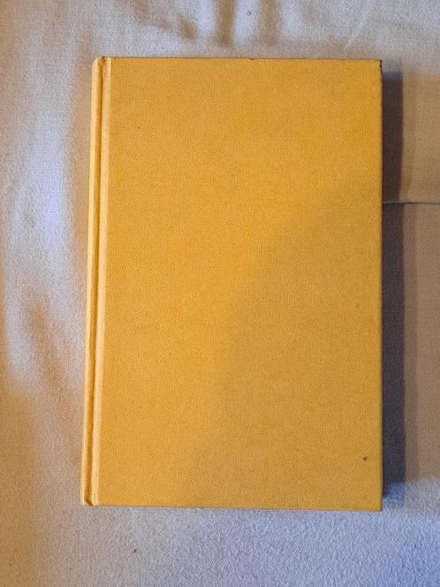 De liefdes van dokter berg - marie louise fischer, Boeken, Romans, Ophalen of Verzenden