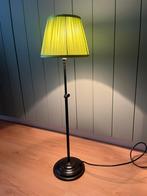 Lamp met fluwelen groene lampekap, Huis en Inrichting, Ophalen, Cottage, antiek, landelijk, pastorij, Zo goed als nieuw, Minder dan 100 cm