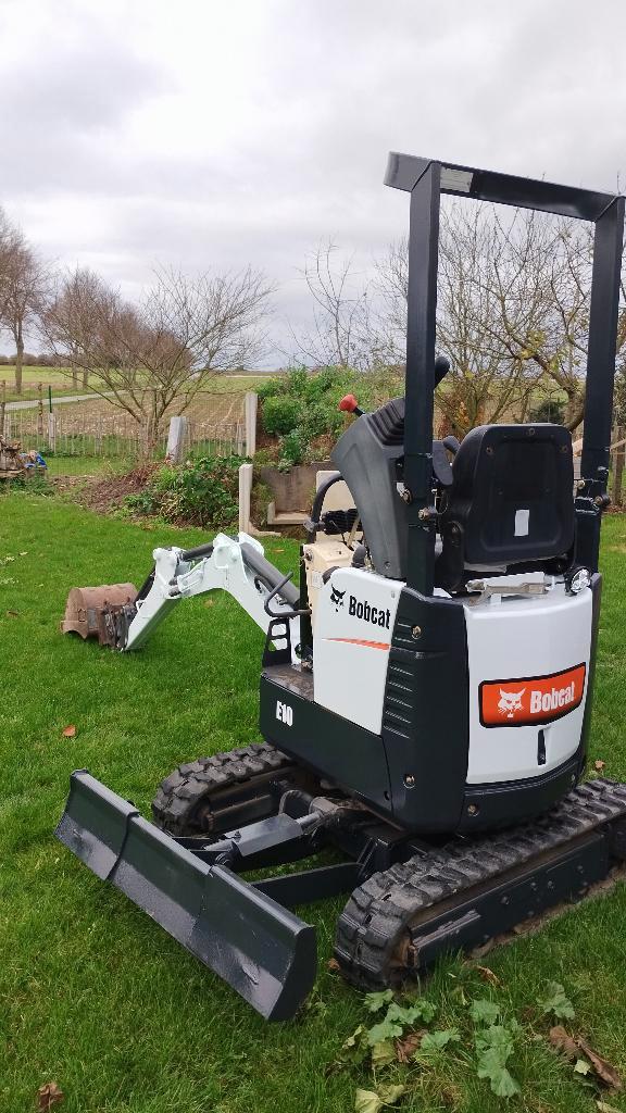 Minigraver Bobcat e10, Zakelijke goederen, Machines en Bouw | Kranen en Graafmachines, Graafmachine, Ophalen