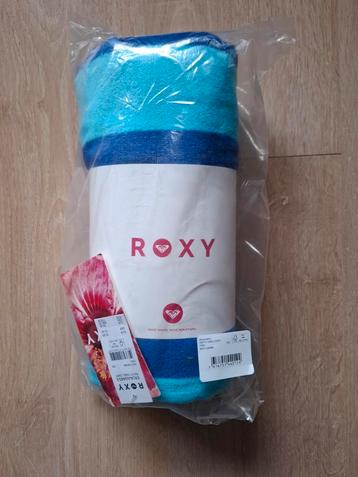 Serviette de bain/serviette de plage New Roxy, Neuf, Enlèvement ou Envoi, Autres couleurs, Autres types