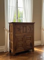 18 eeuwse kast - Bahut, Antiek en Kunst, Ophalen