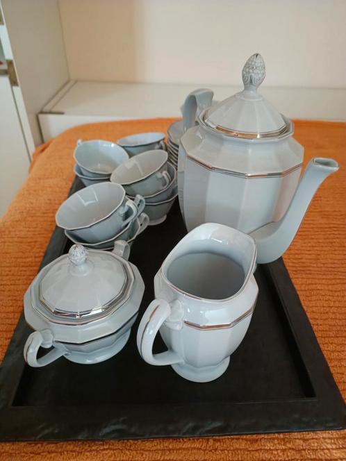 Vintage Servies, Antiek en Kunst, Antiek | Servies compleet, Ophalen of Verzenden