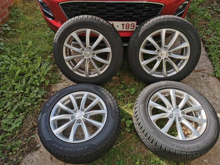 Pirelli 215/60 R17 winterbanden + 17" wielen, Auto-onderdelen, Banden en Velgen, Band(en), Winterbanden, 17 inch, 215 mm, Personenwagen