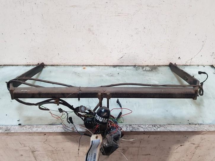 TREKHAAK Ford Focus 2 (01-2004/09-2012), Auto-onderdelen, Ophanging en Onderstel, Ford, Gebruikt