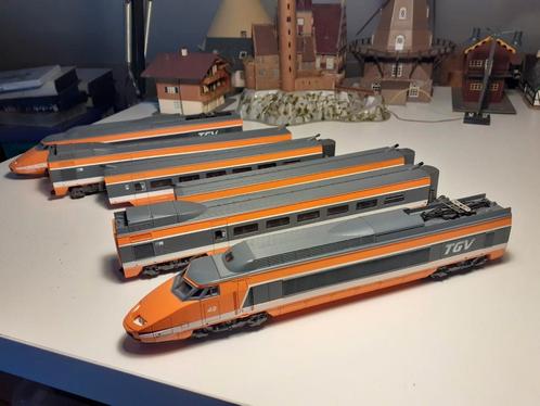 Lot train électrique et bâtiments HO, Hobby en Vrije tijd, Modeltreinen | H0, Gebruikt, Overige typen, Overige merken, Ophalen