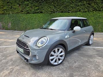 MINI Cooper S / 192pk / LED / Panorama / Navi / Carplay, Autos, Mini, Argent ou Gris, Achat, https://public.car-pass.be/vhr/a39c8ff9-7d90-4d9b-9a4d-0962078986db