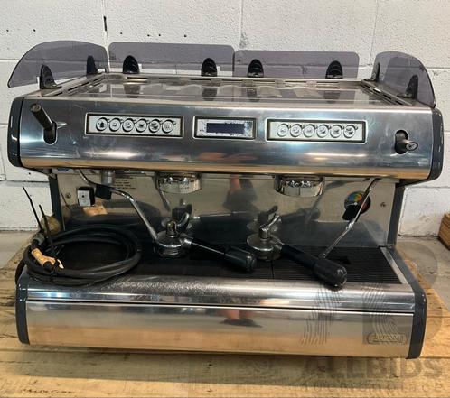 CARIMALI professionele koffiemachine voor 2 groepen, Zakelijke goederen, Horeca | Keukenapparatuur, Ophalen