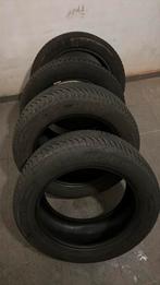 4 pneus d'hiver Michelin 225/55/17 avec fixation, Enlèvement