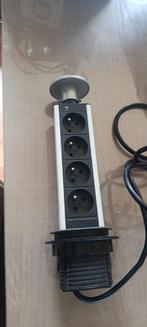 induw inbouw stopcontact bureau, Ophalen, Zo goed als nieuw, Stopcontact