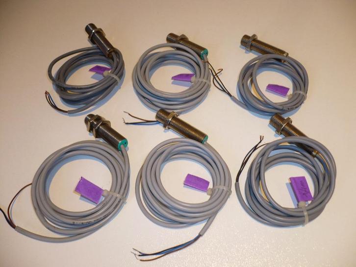 Détecteur de proximité inductif, Doe-het-zelf en Bouw, Elektriciteit en Kabels, Zo goed als nieuw, Overige typen, Ophalen of Verzenden