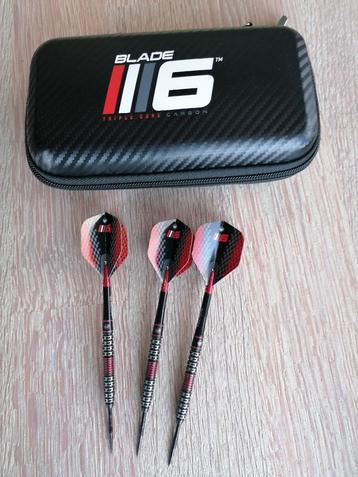 Winmau Joe Cullen Special Edition 22 gram & Winmau Case. beschikbaar voor biedingen