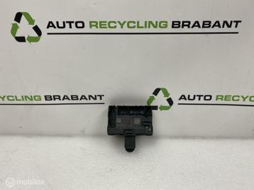 Centrale deurvergrendelings module Audi A4 B9 8W0959593G beschikbaar voor biedingen