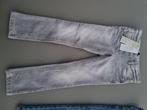 grijze jeans broek, Benetton, 110 NIEUW, Enfants & Bébés, Vêtements enfant | Taille 110, Enlèvement ou Envoi, Comme neuf, Pantalon
