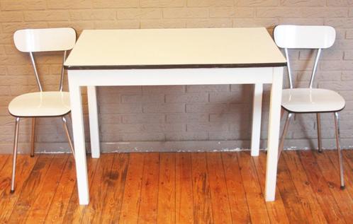 Boerentafel Met Lichtgrijs Formica Blad / + Formica Stoelen, Huis en Inrichting, Tafels | Eettafels, Zo goed als nieuw, Vier personen