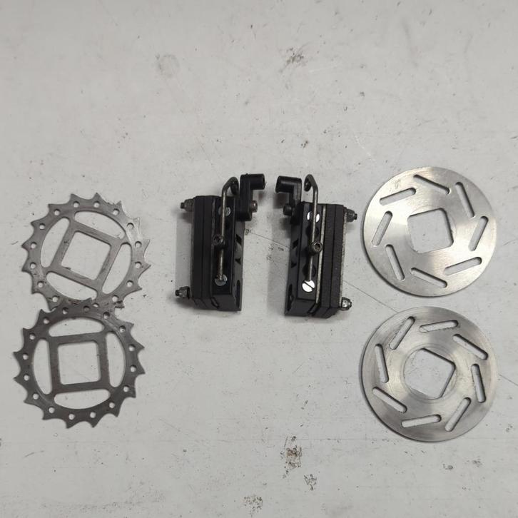 FG / Carson mechanische remklauwen, 4 schijven (Onroad, Baja, Hobby en Vrije tijd, Modelbouw | Radiografisch | Auto's, Gebruikt