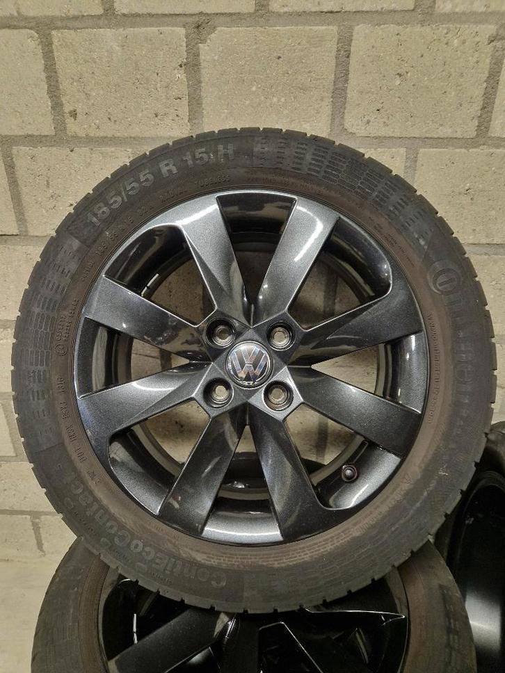 VW up velgen met Continental banden, Auto-onderdelen, Overige Auto-onderdelen, Seat, Volkswagen, Skoda, Ophalen
