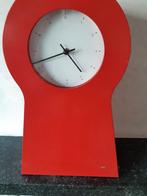 L'horloge Ikea peut être utilisée debout ou suspendue, Maison & Meubles, Enlèvement, Utilisé
