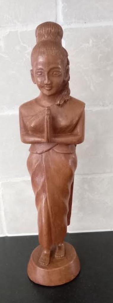 Houten beeld van Thaise vrouw - Sawadee lady, Verzamelen, Beelden en Beeldjes, Zo goed als nieuw, Ophalen of Verzenden