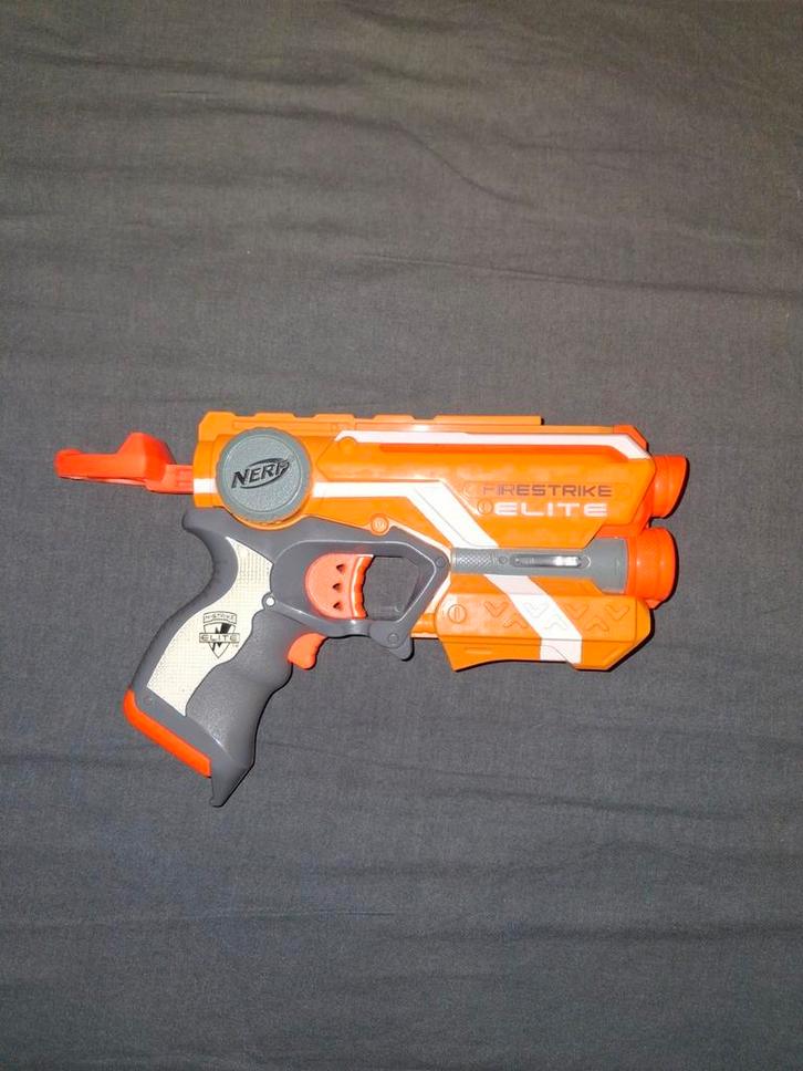 Nerf N-Strike Elite Firestrike, Kinderen en Baby's, Speelgoed | Buiten | Actiespeelgoed, Zo goed als nieuw, Ophalen