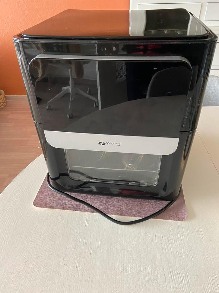 Airfyer / mini-oven Magnani Italy, Elektronische apparatuur, Airfryers, Gebruikt, Airfryer XL, Ophalen