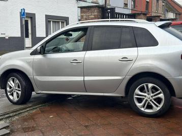 Renault Koleos 4x4*2l diesel*boite Auto* Eu5*2011*200.000km* beschikbaar voor biedingen