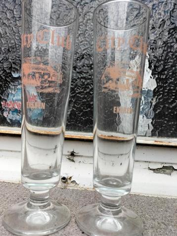 2 glazen van City Club uit Ekeren  beschikbaar voor biedingen