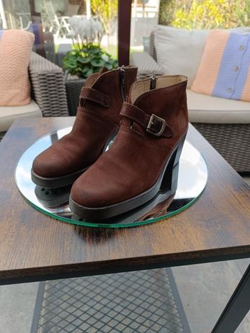 Lederen enkellaarsjes maat 38 Mario Rapagnani (Italiaans). beschikbaar voor biedingen