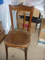 chaises de bistrot anciennes 2 modèles, Enlèvement