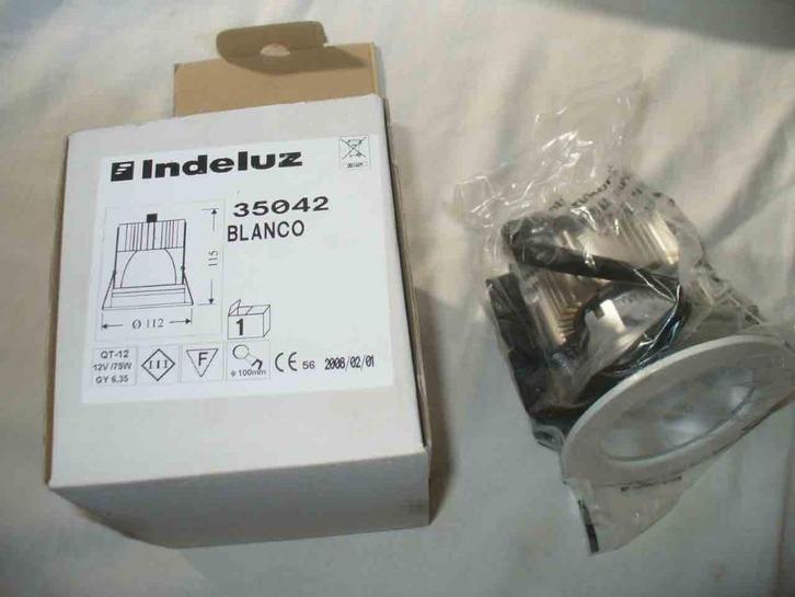 Matériel d'éclairage état " neuf"  jamais installé , Maison & Meubles, Lampes | Plafonniers, Neuf, Verre, Métal, Enlèvement ou Envoi