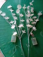 Branche argentée avec fleurs LED blanches, Enlèvement, Neuf